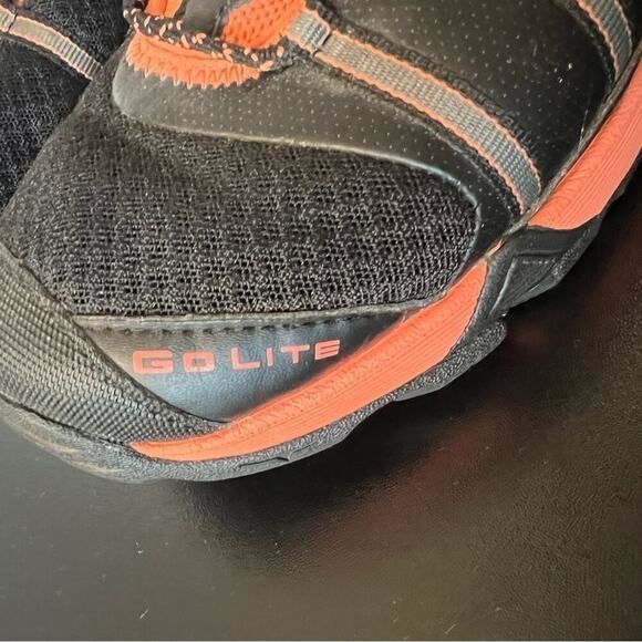 GO LITE WOMENS SNEAKER SIZE 9 WORN ONCE - Picture 2 of 6